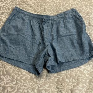 Womens gap shorts XL